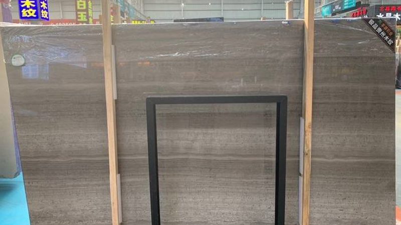 透光石灯箱与亚克力灯箱：材质与工艺的差异化解析